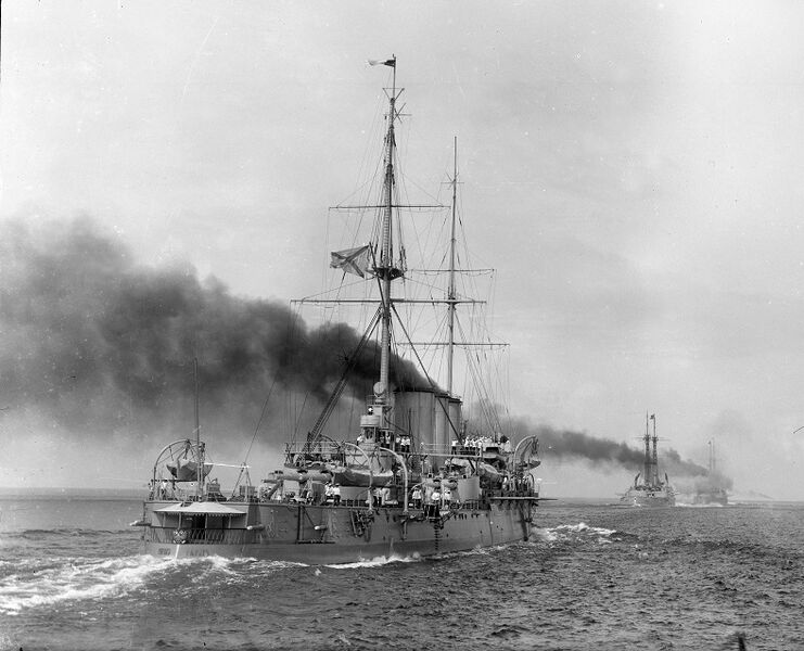 Файл:Броненосный крейсер «Рюрик» в 1913 году.jpg