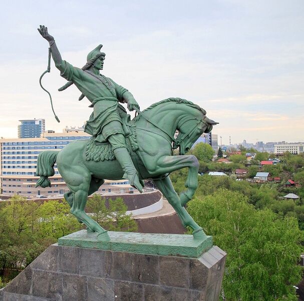 Файл:Памятник Салавату Юлаеву (Уфа).jpg