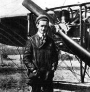 Константин Арцеулов — лётчик, прапорщик, герой Первой мировой войны; первым преднамеренно ввёл самолёт в штопор и успешно вышел из него (1916), пионер русского планеризма (с 1923), испытатель первого советского истребителя И-1 (1923), крупный деятель аэрофотосъёмки удалённых районов в 1920-е