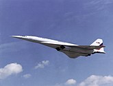 Ту-144 — первый в мире сверхзвуковой самолёт (производства ВАСО)