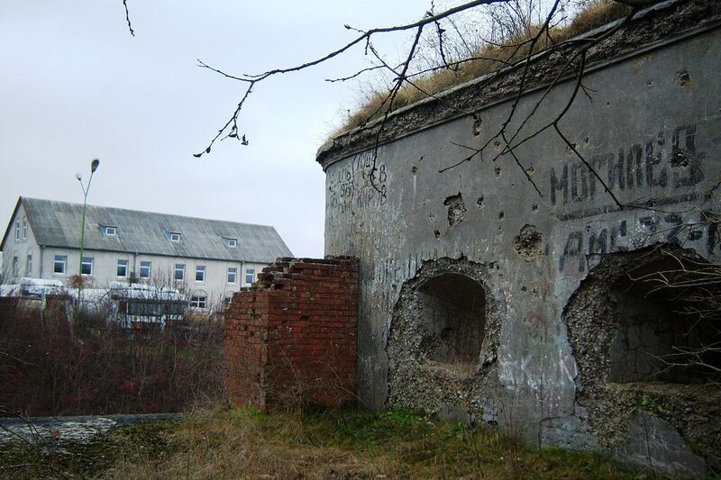 Файл:Форт №3 Ковенской крепости (руины).jpg