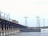 Гидроэлектростанции на великих русских реках, в том числе крупнейшая в Европе Волжская ГЭС