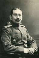 Александр Максимов — военный врач, открыл стволовые клетки (1909, основа современной регенеративной медицины), основоположник теории кроветворения (гемопоэза) на основе открытых им гемоцитобластов, пионер исследования рака груди и гистогенеза при туберкулёзе *