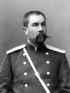 Бронислав Громбчевский — генерал-лейтенант, исследователь Центральной Азии (Гиндукуша, Тибета, Кашгарии), вышел в 1888 г. с севера к Чогори (2-я вершина мира), участник покорения Памира (1891–1894), построил Памирский тракт (1893), один из «отцов» геополитики в России, губернатор в Астрахани (1903-1906)