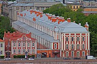 Здание Двенадцати коллегий – резиденция правительства России в XVIII веке