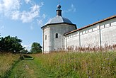 Стены и башни Свенского монастыря