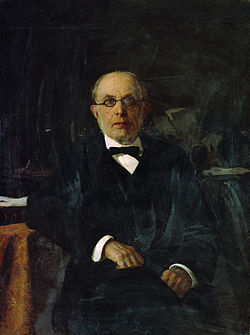 Константин Победоносцев — правовед, подготовил Манифест о незыблемости самодержавия (1881), обер-прокурор Синода (1880–1905), при нём многократно выросло число приходских школ и развернулось рекордное по масштабам строительство новых храмов; преподавал право Александру III и Николаю II[100]