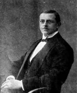 Александр Анохин — атлет, тренер, главный организатор 1-й российской олимпиады в Киеве (1913, первое соревнование по всем видам спорта в России), на ней впервые в РИ был проведён марафон и впервые в массовом спорте приняли участие женщины, а Пётр Нестеров впервые на публике исполнил мёртвую петлю