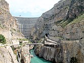 Чиркейская ГЭС — высочайшая арочная плотина в России (232 м)