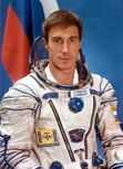 Сергей Крикалёв - рекордсмен по суммарному пребыванию в космосе (803 дня за 6 космических полётов), первым вылетел на борт МКС