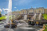 Дворцово-парковый ансамбль «Петергоф» с Большим каскадом и фонтаном «Самсон»