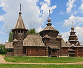 Музей деревянного зодчества в Суздале (в том числе деревянные Воскресенская и Преображенская церкви)
